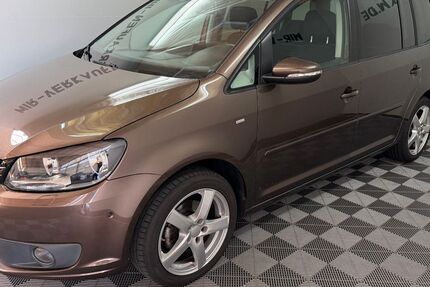 VW Touran 123.984 km 8.700 &euro; Fulda 36043