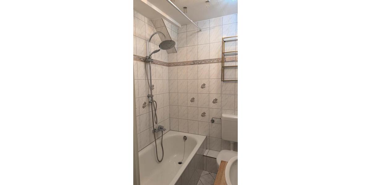 Dachgeschoßwohnung Fulda - 2 Zimmer, 60 m&sup2;, 750&euro; | Angebot:25407882