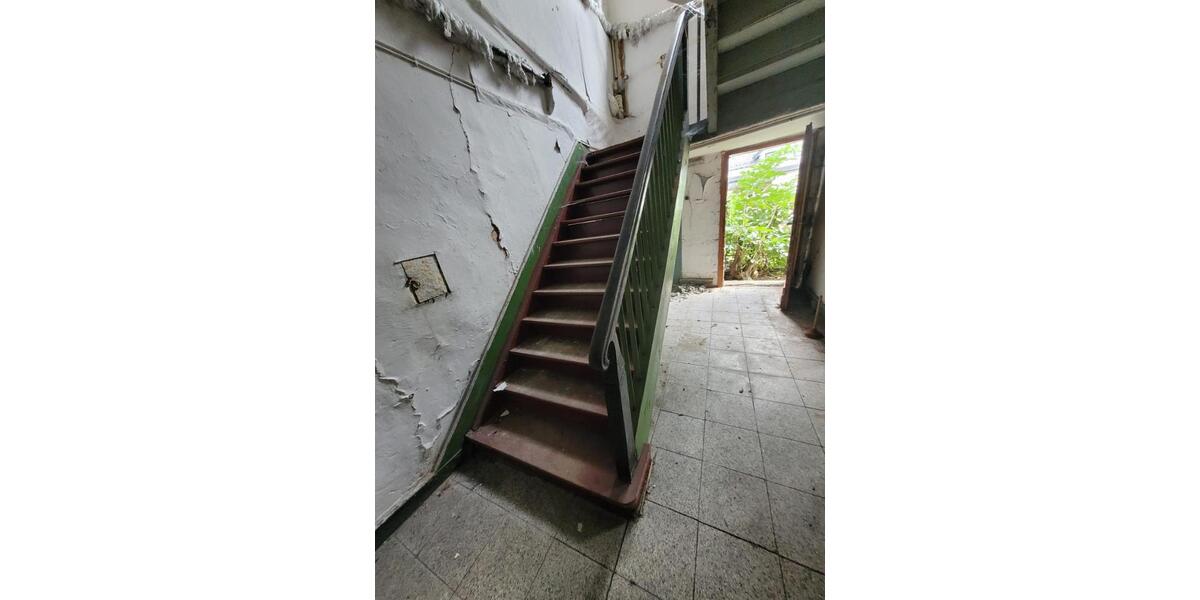 Mehrfamilienhaus, Wohnhaus Sinntal - 15 Zimmer, 240 m&sup2;, 43.500&euro; | Angebot:26857808