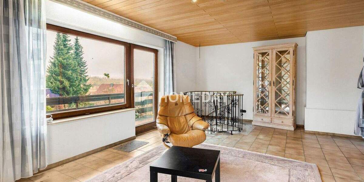 Einfamilienhaus Gersfeld Sandberg - 8 Zimmer, 168 m&sup2;, 348.000&euro; | Angebot:25773264