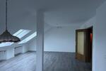 Dachgeschoßwohnung Fulda Aschenberg - 2.5 Zimmer, 77 m&sup2;, 700&euro; | Angebot:25262391