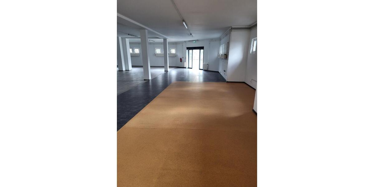 Gewerbeobjekt Lauterbach (Hessen) - 2.900&euro; | Angebot:25272025