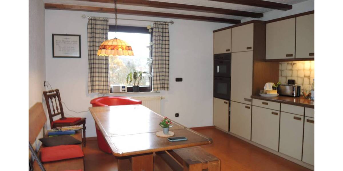 Einfamilienhaus Riedenberg - 8 Zimmer, 185 m&sup2;, 175.000&euro; | Angebot:25837168