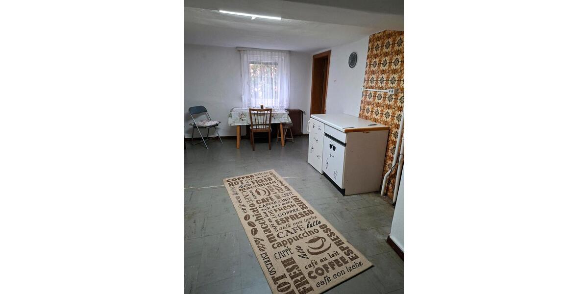 Einfamilienhaus Bad Salzschlirf - 8 Zimmer, 240 m&sup2;, 135.000&euro; | Angebot:23580955