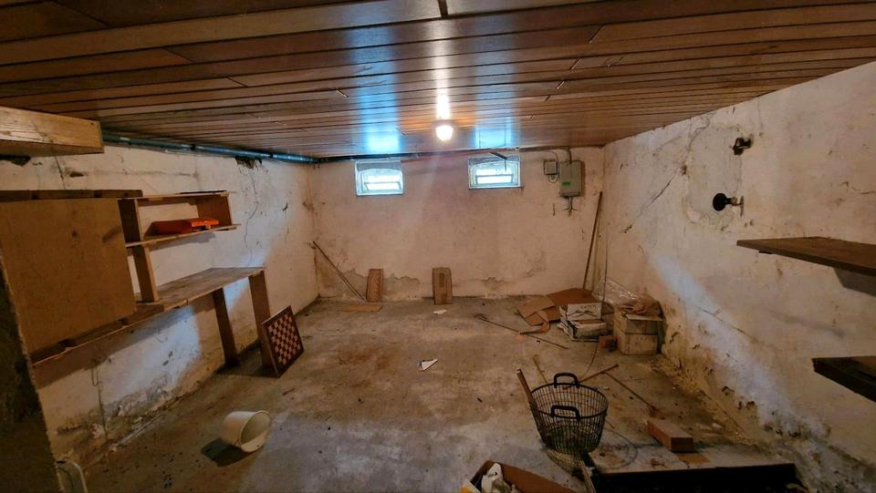 Einfamilienhaus Eiterfeld - 5 Zimmer, 125 m&sup2;, 175.000&euro; | Angebot:26745778