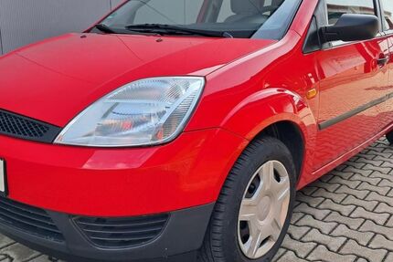Ford Fiesta 108.032 km 2.490 &euro; Schlüchtern 36381