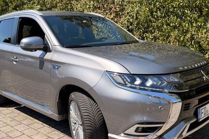Mitsubishi Outlander 49.000 km 23.750 &euro; Fulda 36041
