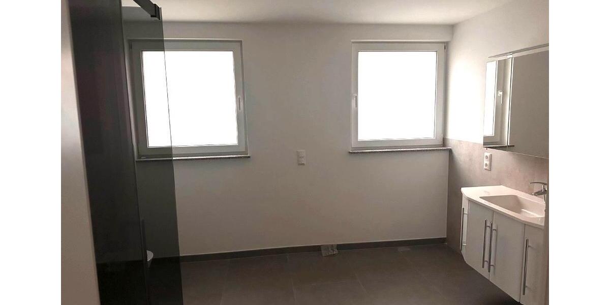 Etagenwohnung Wartenberg - 3 Zimmer, 1.380&euro; | Angebot:22448804