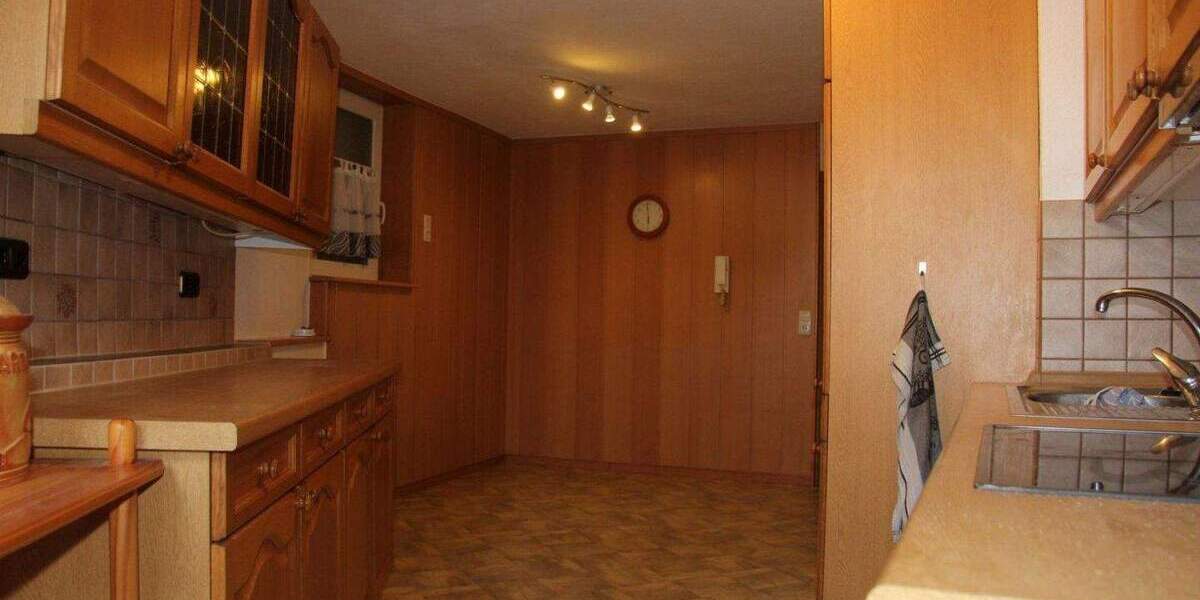 Mehrfamilienhaus, Wohnhaus Schlitz - 6 Zimmer, 115 m&sup2;, 125.000&euro; | Angebot:25731329