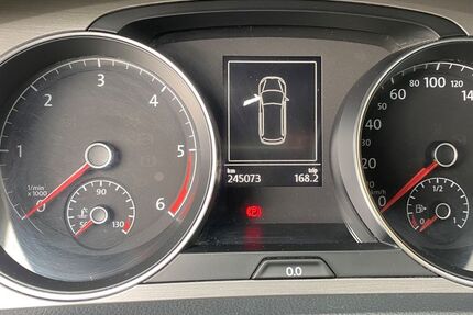 VW Golf 245.100 km 7.300 &euro; Künzell 36093