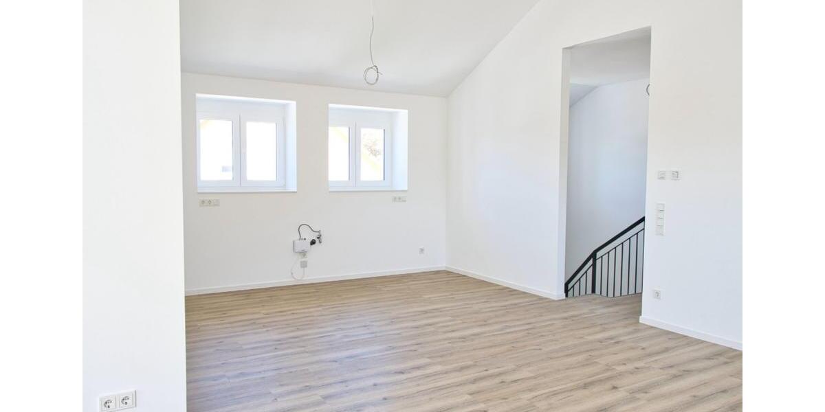 Dachgeschoßwohnung Künzell - 4 Zimmer, 124 m&sup2;, 389.000&euro; | Angebot:25216831