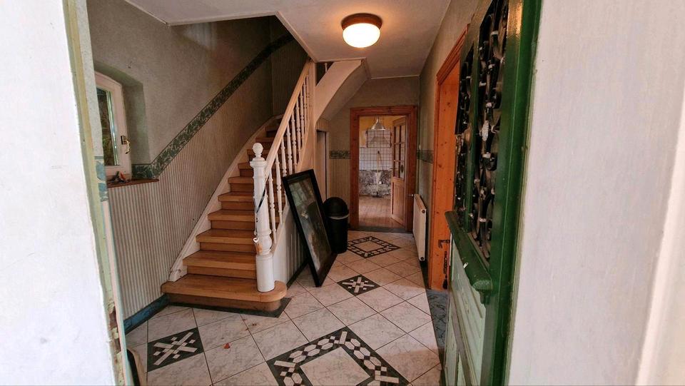 Einfamilienhaus Eiterfeld - 5 Zimmer, 125 m&sup2;, 175.000&euro; | Angebot:26745778
