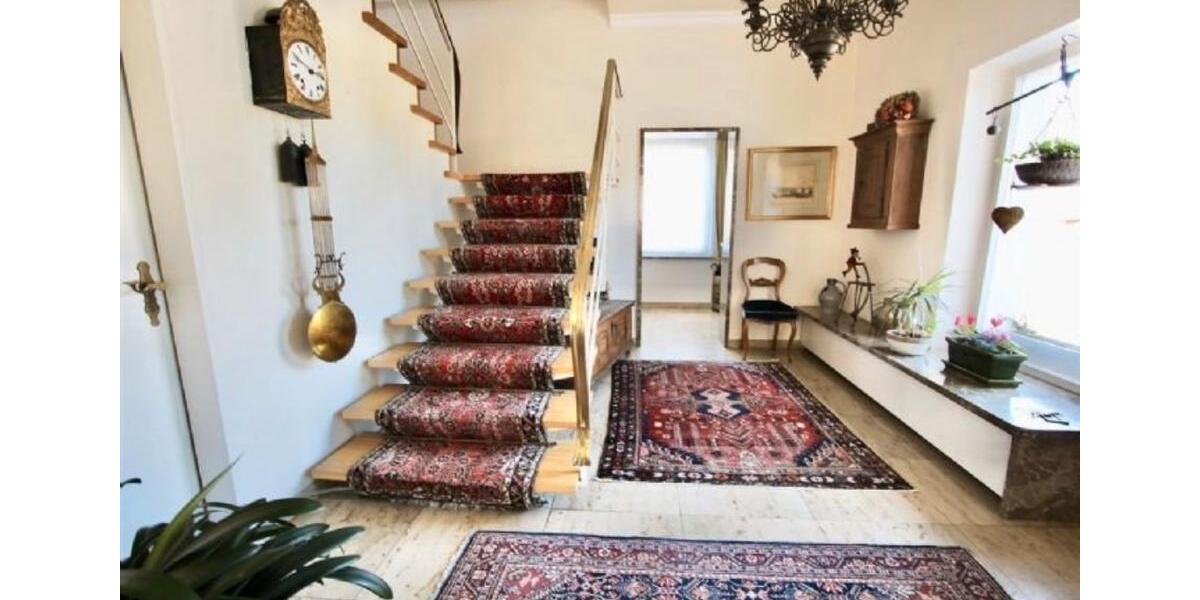 Einfamilienhaus Bad Brückenau - 9 Zimmer, 360 m&sup2;, 549.000&euro; | Angebot:26337230