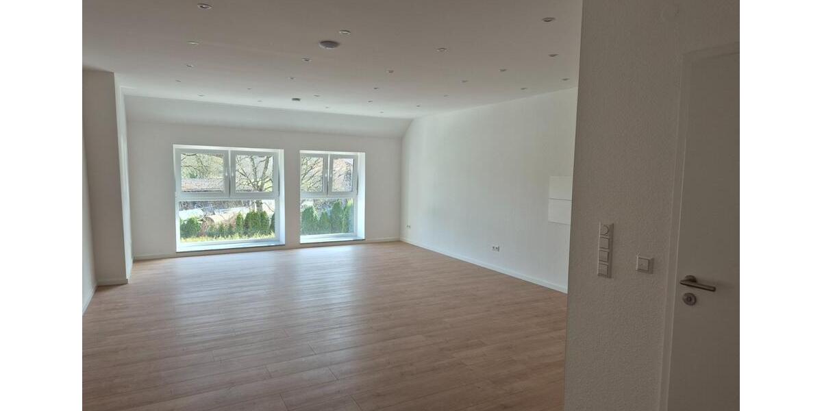 Etagenwohnung Niederaula - 3 Zimmer, 75 m&sup2;, 700&euro; | Angebot:25840142