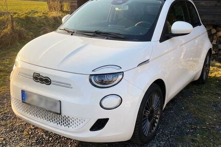 Fiat 500e 42.700 km 17.900 &euro; Flieden 36103