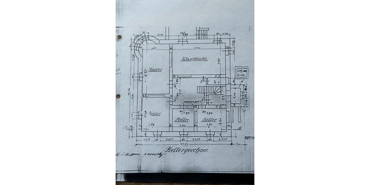 Villa Lauterbach (Hessen) - 11 Zimmer, 330 m&sup2;, 540.000&euro; | Angebot:27085693