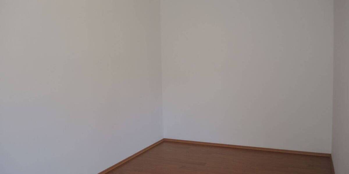 Etagenwohnung Bad Brückenau - 4 Zimmer, 135 m&sup2;, 900&euro; | Angebot:26117986