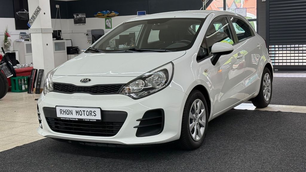 Kia Rio 100.000 km 6.990 &euro; Bischofsheim in der Rhön 97653