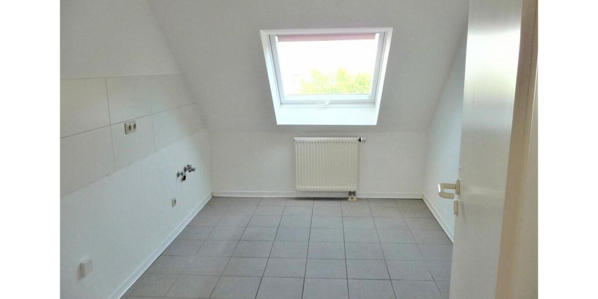 Dachgeschoßwohnung Niederaula - 3 Zimmer, 75 m&sup2;, 568&euro; | Angebot:26152137