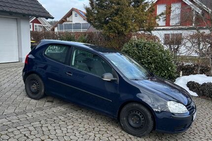 VW Golf 281.000 km 1.900 &euro; Hilders 36115