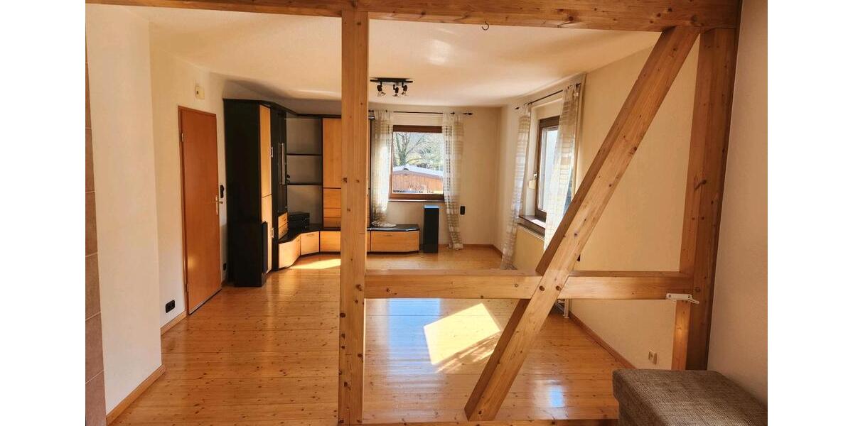 Einfamilienhaus Eiterfeld - 7 Zimmer, 140 m&sup2;, 215.000&euro; | Angebot:25870044