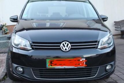 VW Touran 198.000 km 5.400 &euro; Neuhof 36119