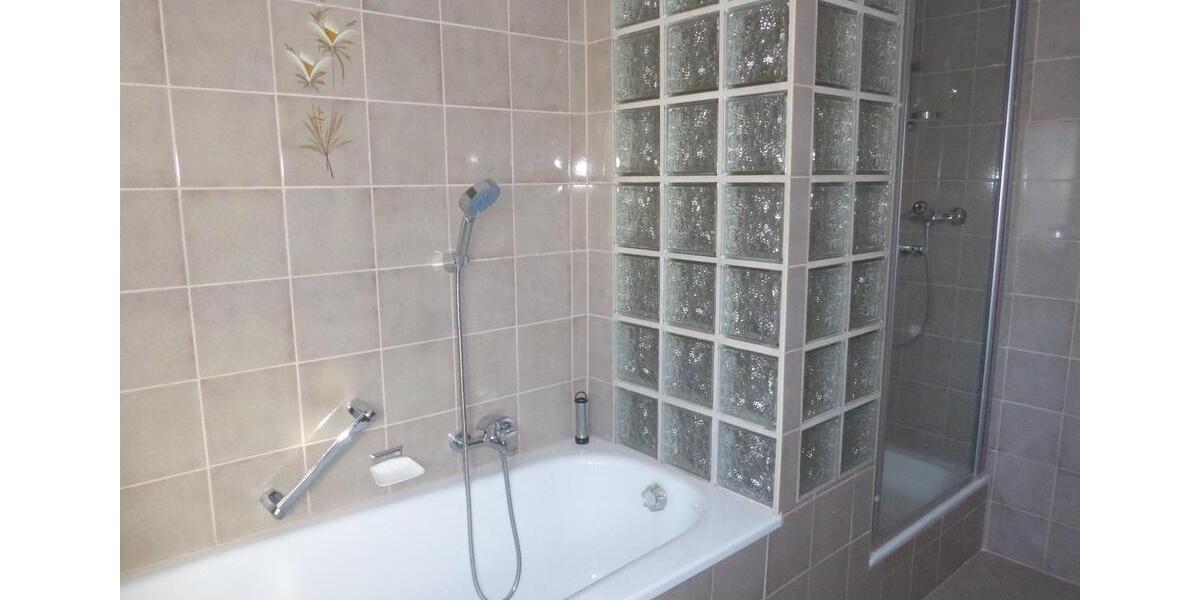 Etagenwohnung Kalbach - 3 Zimmer, 80 m&sup2;, 650&euro; | Angebot:26577810