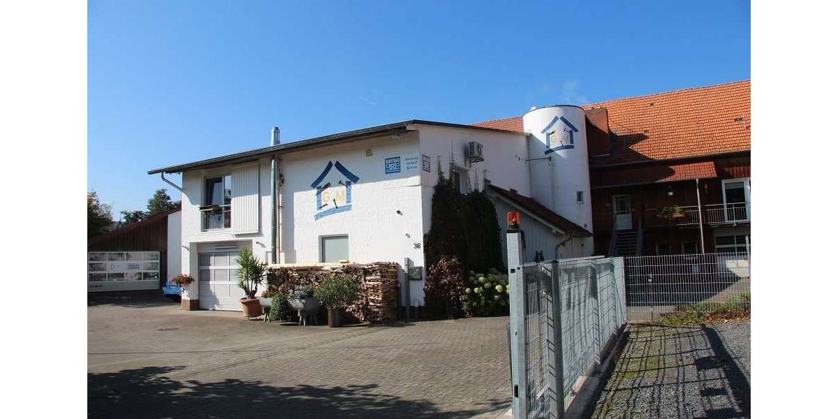 Einfamilienhaus Niederaula - 11 Zimmer, 278 m&sup2;, 450.000&euro; | Angebot:23059188
