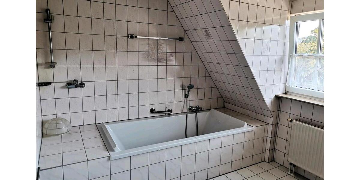 Dachgeschoßwohnung Wildflecken - 4 Zimmer, 126 m&sup2;, 95.000&euro; | Angebot:26920298
