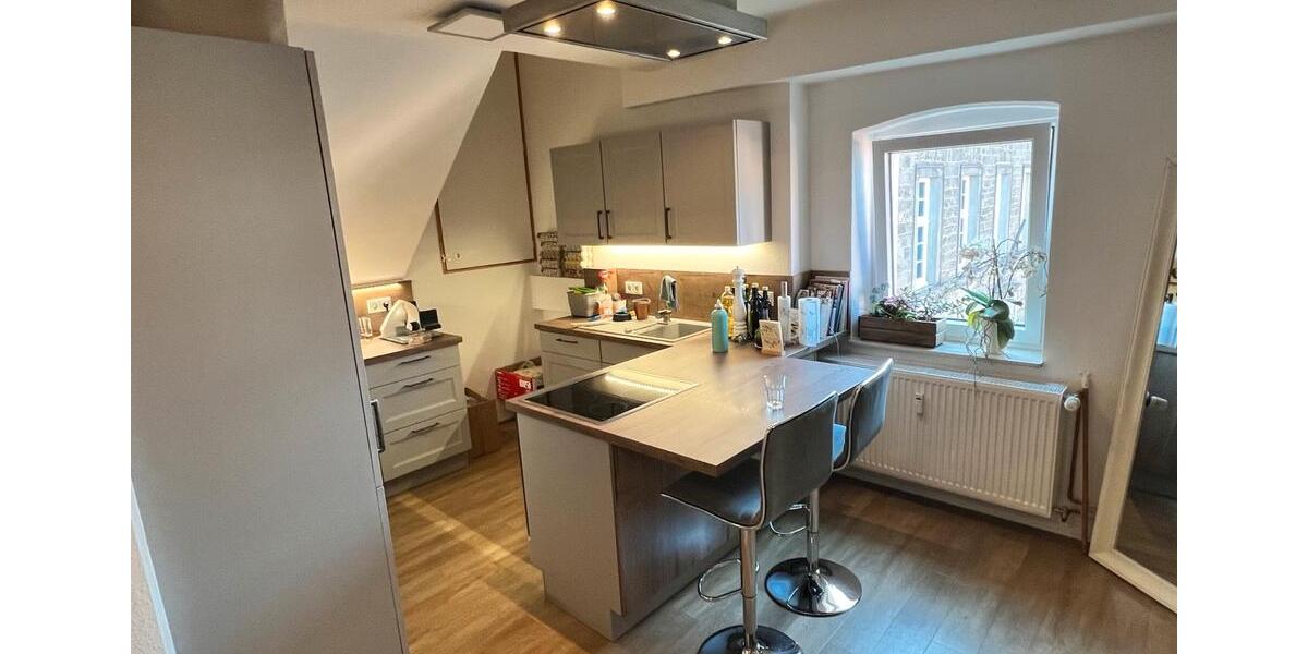 Dachgeschoßwohnung Hünfeld - 5 Zimmer, 110 m&sup2;, 890&euro; | Angebot:26640374