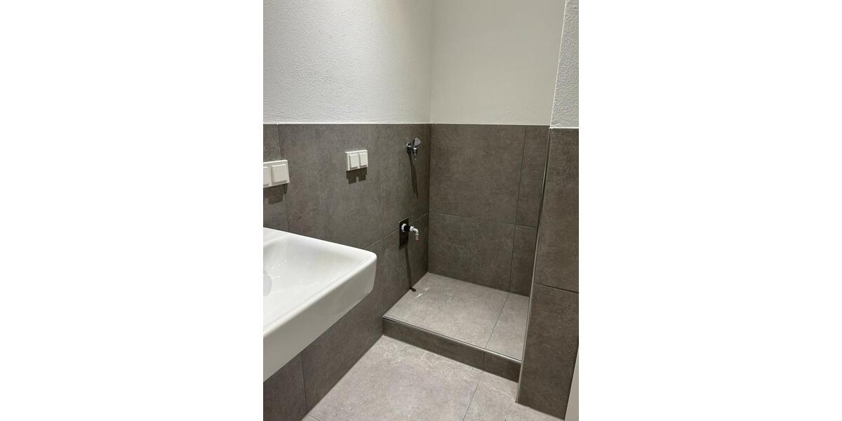 Etagenwohnung Bad Brückenau - 3 Zimmer, 80 m&sup2;, 140.000&euro; | Angebot:26875310
