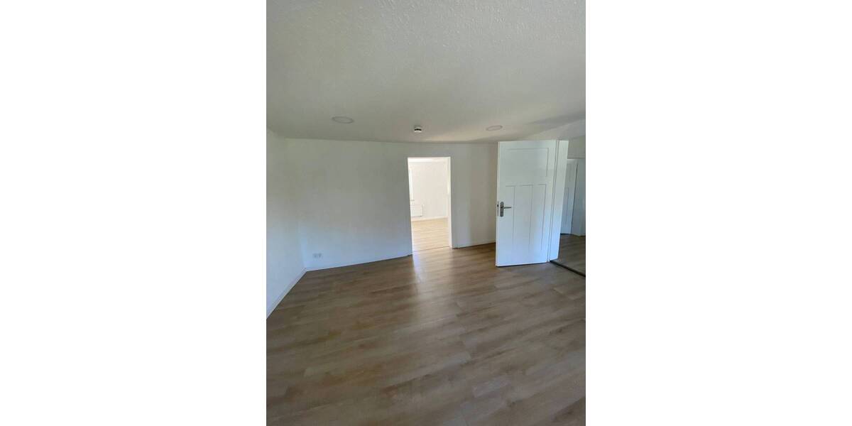 Doppelhaushälfte Großenlüder Uffhausen - 5 Zimmer, 130 m&sup2;, 1.050&euro; | Angebot:26570162
