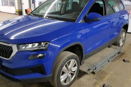 Skoda Karoq 30.587 km 27.700 &euro; Lauterbach 36341