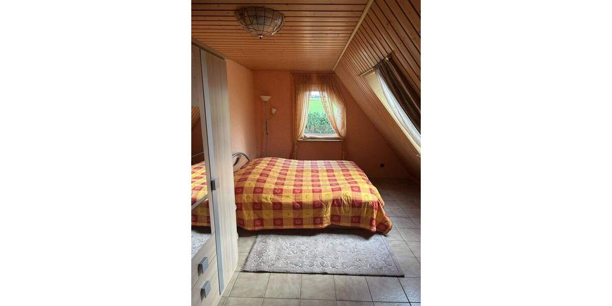 Doppelhaushälfte Großenlüder - 5 Zimmer, 185 m&sup2;, 375.000&euro; | Angebot:25664844