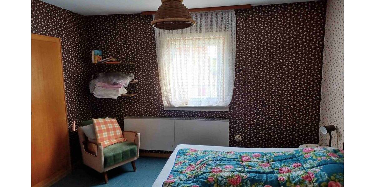 Bauernhaus, Landhaus Grebenhain Nösberts-Weidmoos - 8 Zimmer, 246 m&sup2;, 199.000&euro; | Angebot:26673620