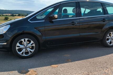 Ford S-Max 196.300 km 4.500 &euro; Ebersburg 36157