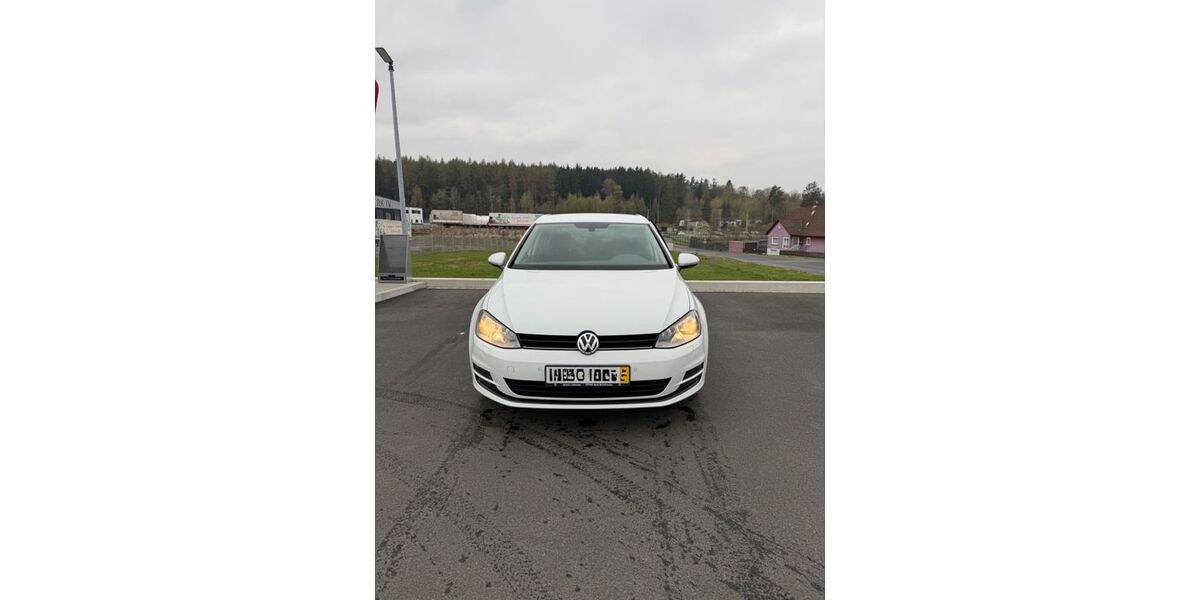 VW Golf 77.000 km 10.900 &euro; Wildflecken 97772
