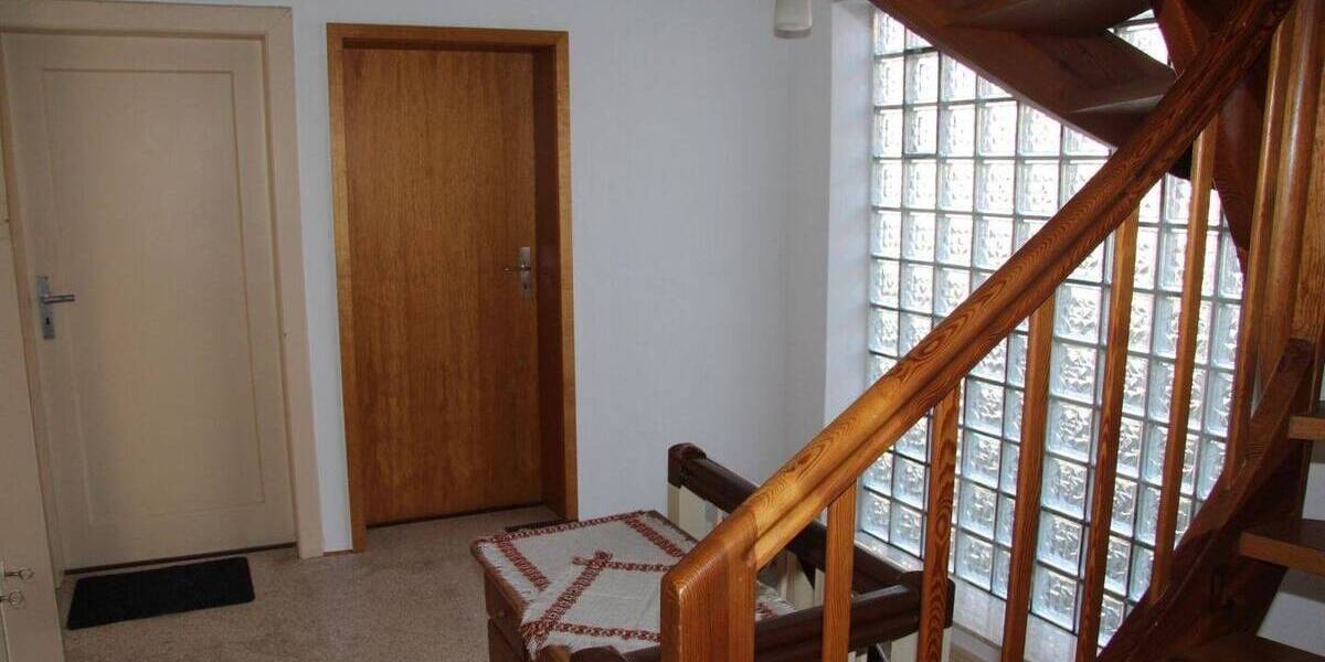 Mehrfamilienhaus, Wohnhaus Herbstein Rixfeld - 8 Zimmer, 190 m&sup2;, 169.000&euro; | Angebot:25746666