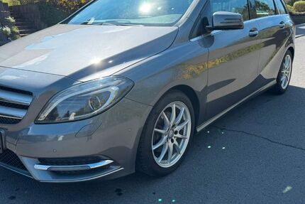 Mercedes-Benz B 200 181.787 km 7.600 &euro; Schlüchtern 36381