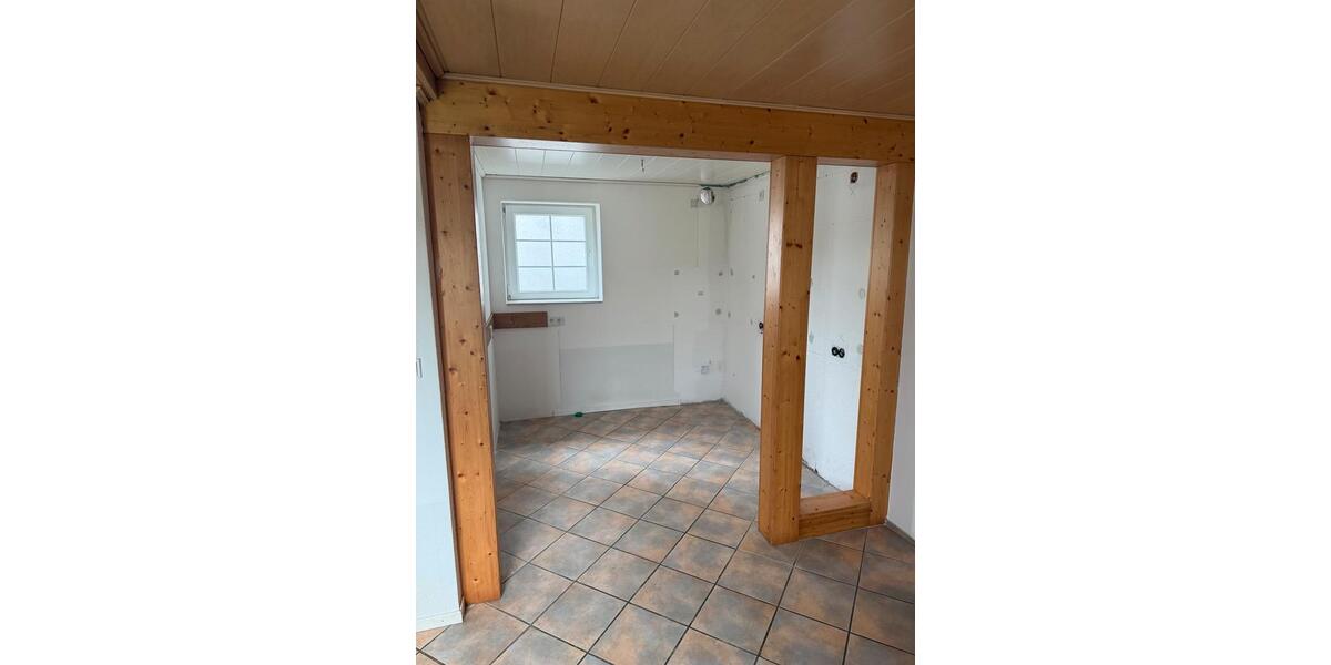 Reihenhaus Niederaula - 2 Zimmer, 132 m&sup2;, 148.000&euro; | Angebot:25650233