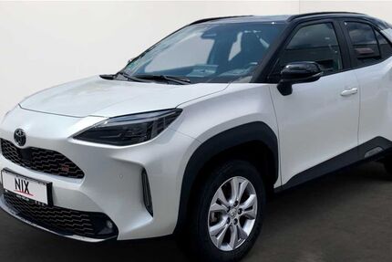 Toyota Yaris Cross 9.500 km 34.900 &euro; Petersberg 36100