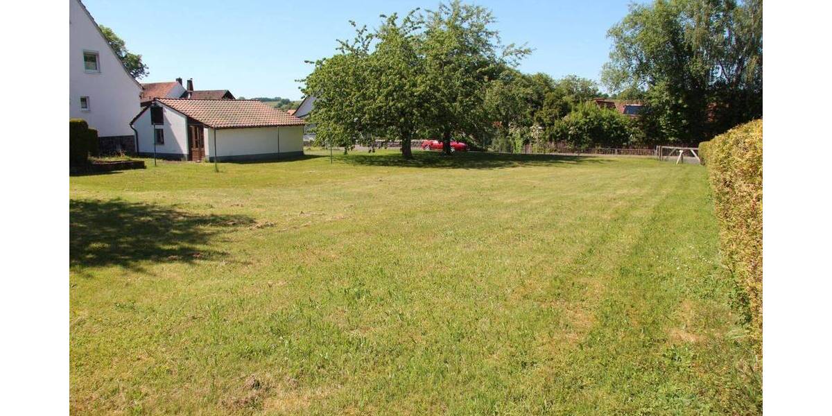Mehrfamilienhaus, Wohnhaus Herbstein Altenschlirf - 7 Zimmer, 153 m&sup2;, 185.000&euro; | Angebot:26751885