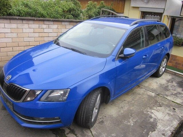 Skoda Octavia 250.500 km 7.500 &euro; Petersberg 36100