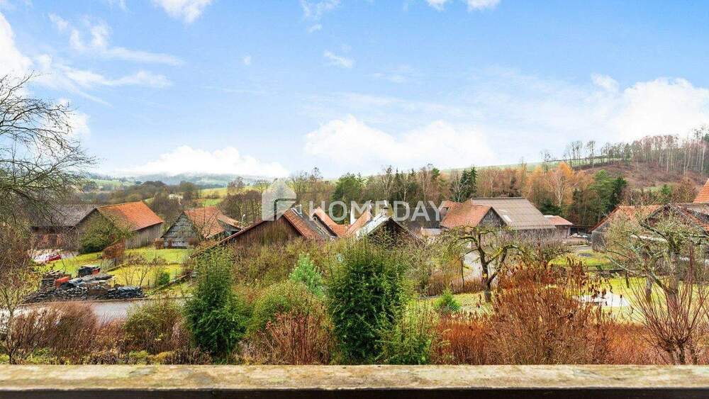 Einfamilienhaus Gersfeld Sandberg - 8 Zimmer, 168 m&sup2;, 348.000&euro; | Angebot:25773264