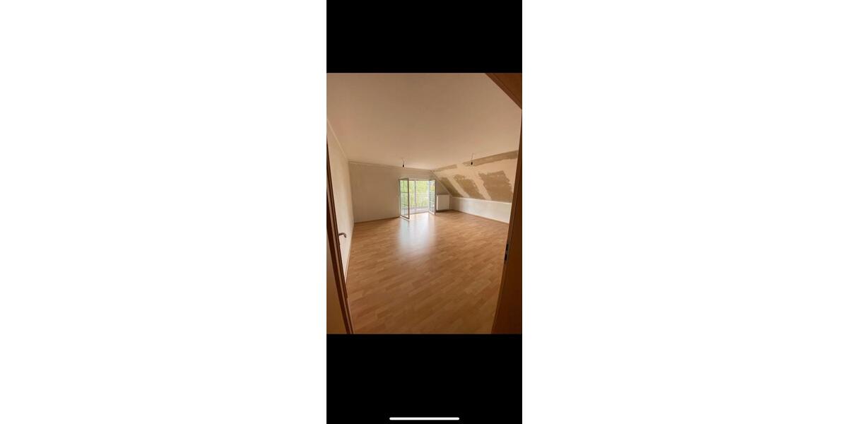 Dachgeschoßwohnung Schlüchtern - 4 Zimmer, 97 m&sup2;, 870&euro; | Angebot:25718531