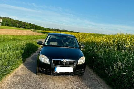 Skoda Fabia 295.000 km 1.350 &euro; Grebenau -Bieben 36323