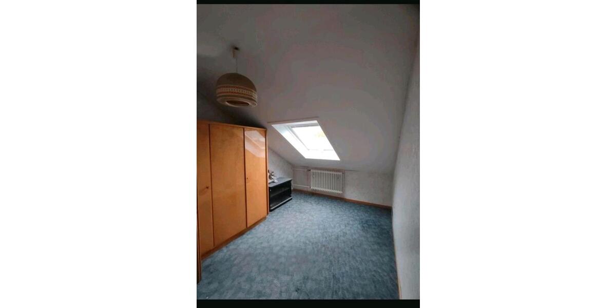 Dachgeschoßwohnung Künzell - 3 Zimmer, 60 m&sup2;, 620&euro; | Angebot:26459843