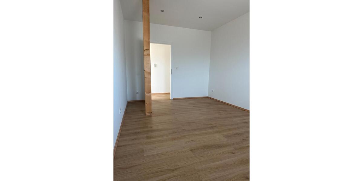 Dachgeschoßwohnung Fulda Aschenberg - 1 Zimmer, 63 m&sup2;, 730&euro; | Angebot:26533075