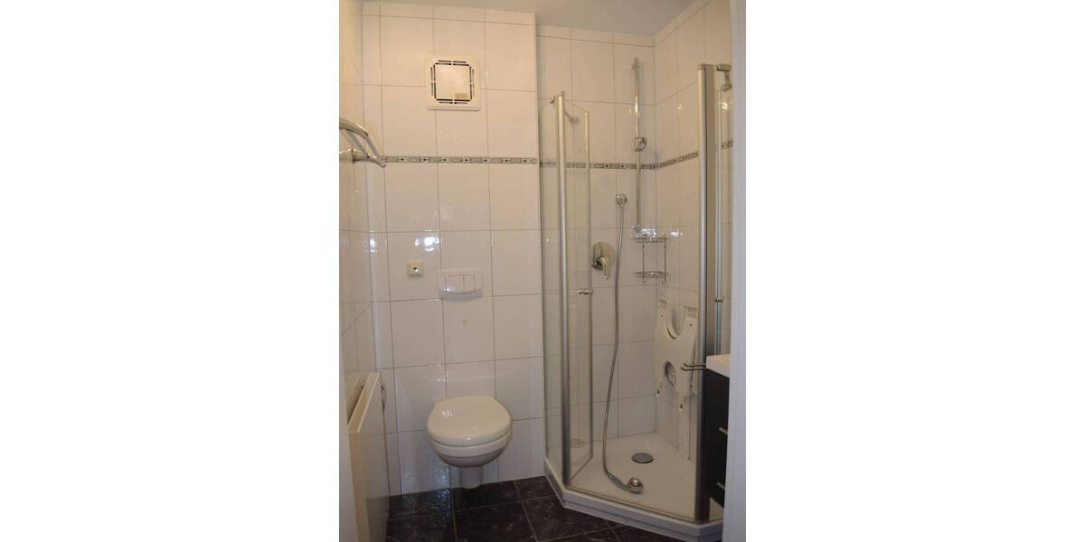 Etagenwohnung Bad Brückenau - 4 Zimmer, 135 m&sup2;, 900&euro; | Angebot:26117986