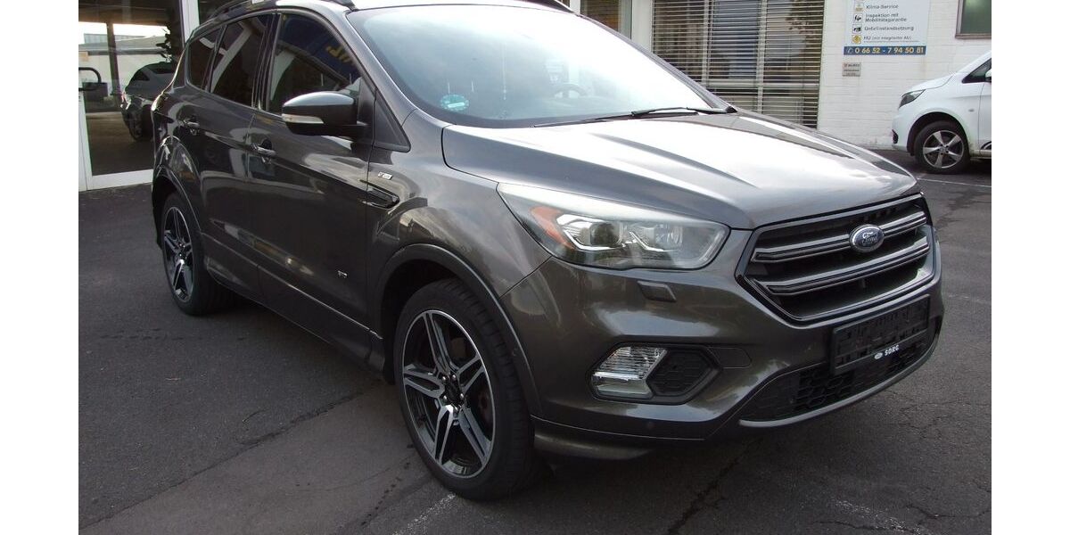 Ford Kuga 114.864 km 15.200 &euro; Hünfeld 36088